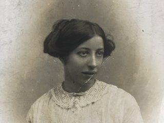 Hannah Griggs portrait