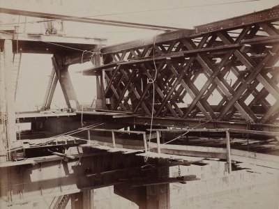 Tower Bridge under construction 1880s