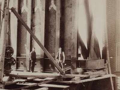 Tower Bridge - construction