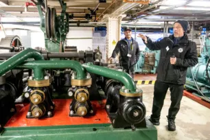 A guide explaining the machinery of Tower Bridge in the Machinery Room.